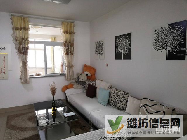 家樂花園,帶車庫,多層三樓,精致裝修,三室兩廳。