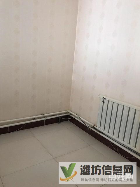 體育場近,欣海花苑一樓大院子,適合養老