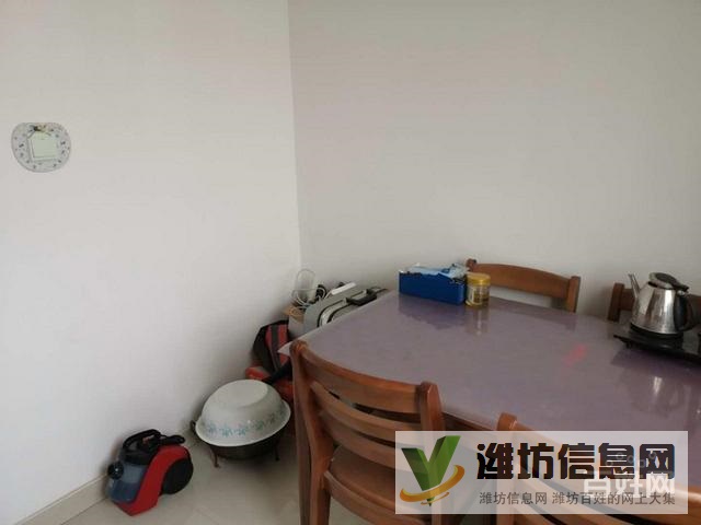 市北區領世新城,精裝三室帶車庫倉庫,拎包入住,上學