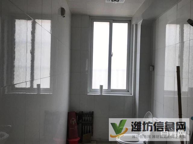 美林景苑 多層一樓精裝修帶大車庫,房主急售