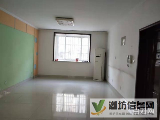 美林景苑多層一樓三室朝陽(yáng)戶型超大陽(yáng)臺(tái)送車庫(kù)