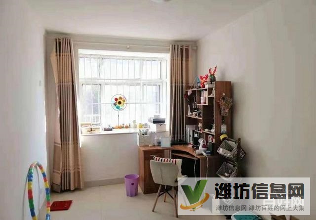 幸福家園,多層一樓,三室朝陽,精裝短住,換房急售