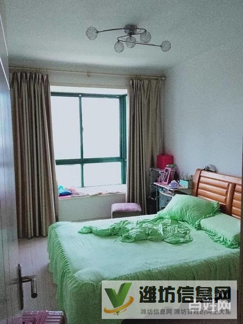 奎文正脈 圣榮廣場(chǎng) 首付15萬(wàn) 客廳朝陽(yáng) 精裝 有