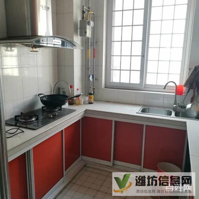 外國(guó)語(yǔ)學(xué) 區(qū) 精裝 送車庫(kù) 一樓帶院 全明戶型 拎