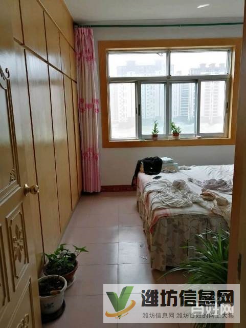 市府西院 帶附房15平,帶車位,