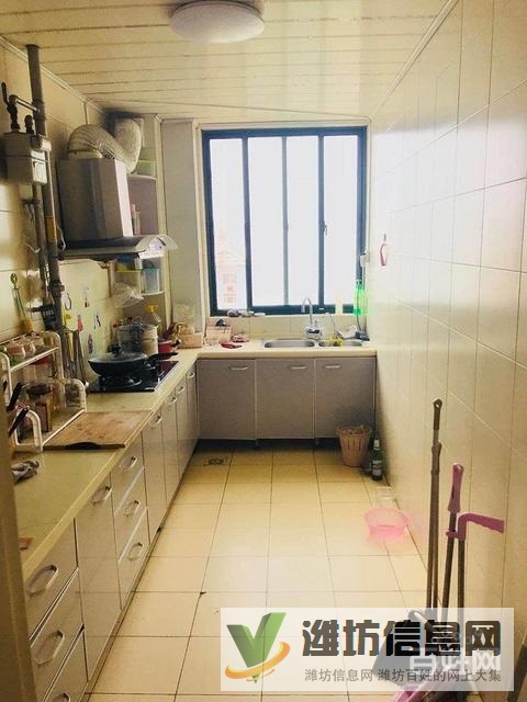 奎文正脈 圣榮廣場(chǎng) 首付15萬(wàn) 客廳朝陽(yáng) 精裝 有