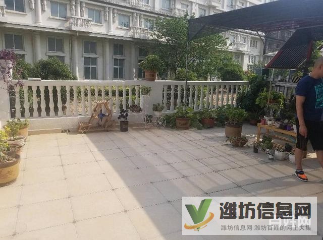 多層一樓帶院起地一層93平僅售73萬(wàn)精裝無(wú)稅急售帶