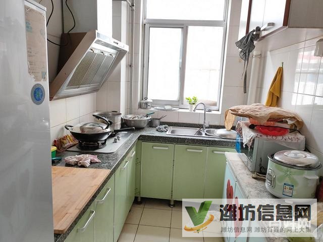 新佳樂家商圏 好樓層二樓 精裝送大車庫