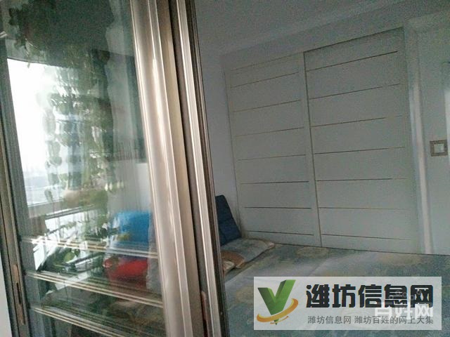 江山一品,豪華裝修,三室兩廳,送大倉(cāng)庫(kù),僅售61.