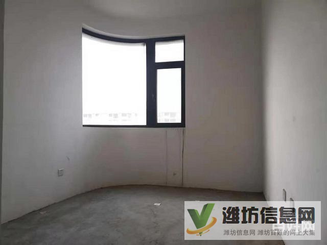 福樂多超市近,三友翡翠城南北通透,戶外風景優美,毛坯房,免稅