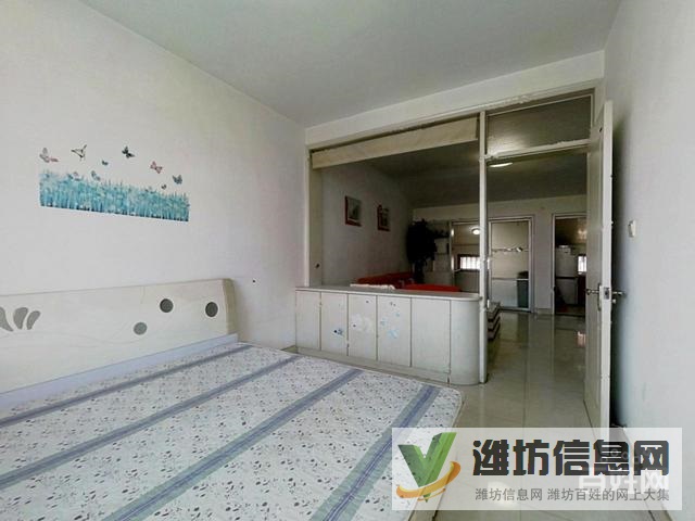 : 此房南北通透格局好,南北通透交通便利視野寬闊