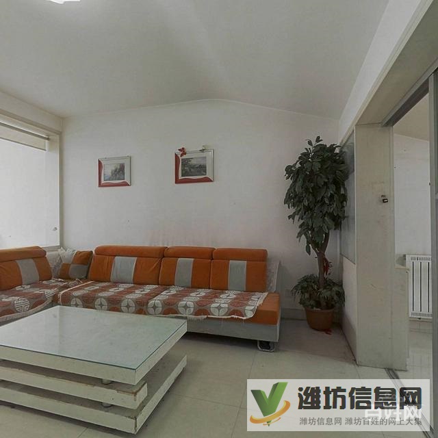 : 此房南北通透格局好,南北通透交通便利視野寬闊