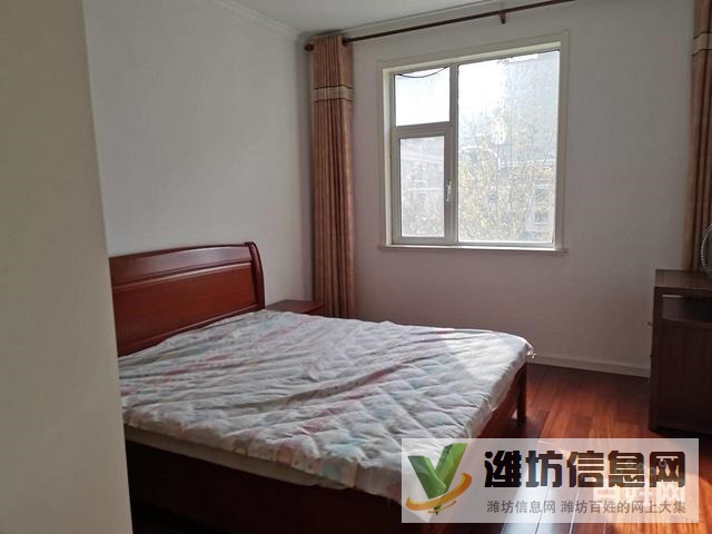 世紀(jì)學(xué)校旁巨能華府精裝好房140平加贈送精裝短住贈