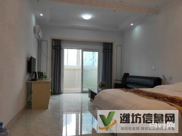 通亭街旁 歐洲小鎮 精裝公寓 南向 一室一廳一衛