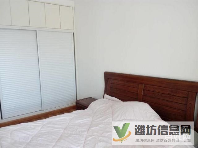 新富專家公寓,精裝未住地下車位!客廳朝陽