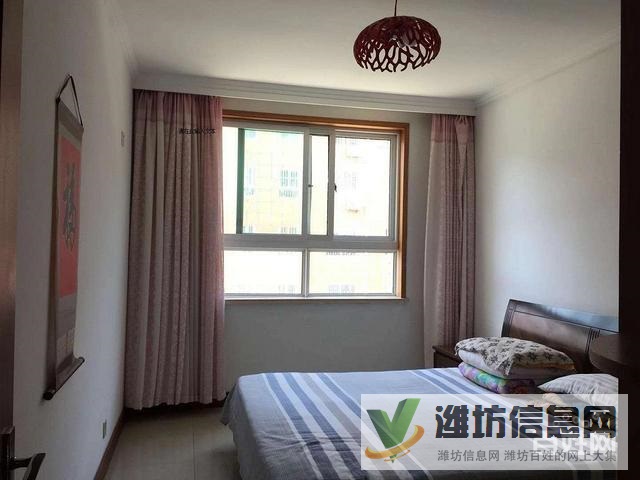 安順小區精裝三室鄰近東風街,空調兩部,家電齊全,急