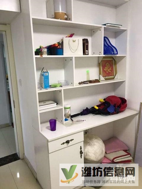 萬合華庭精裝修兩室出租