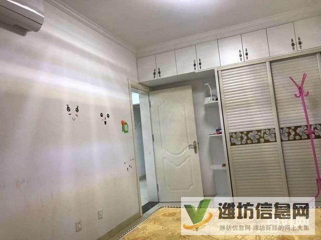 萬合華庭精裝修兩室出租