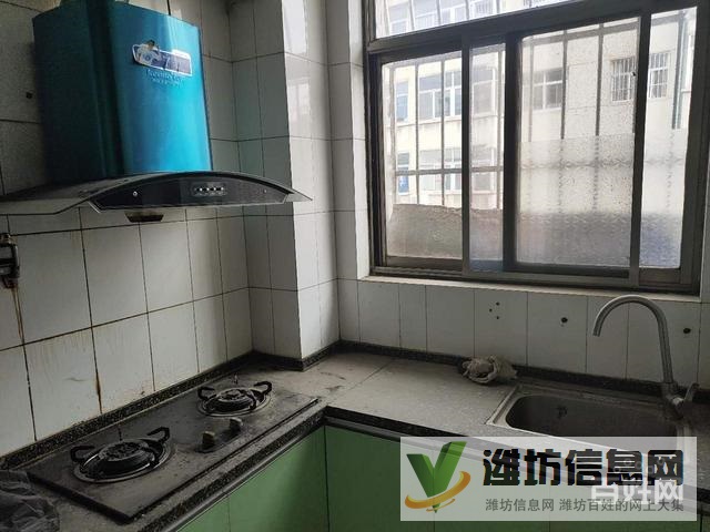 實(shí)驗(yàn)雙語(yǔ)小學(xué)對(duì)面郵政局家屬院精裝房低首付低.價(jià)出售