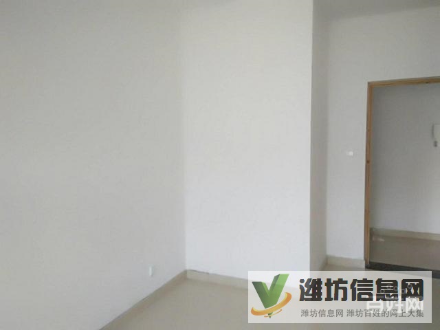 水木菁華,簡(jiǎn)單裝修,兩室兩廳,僅售30萬(wàn)。