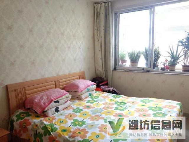 寒亭 體育場渤海學(xué) 校近大型小區(qū)低樓層三室精裝