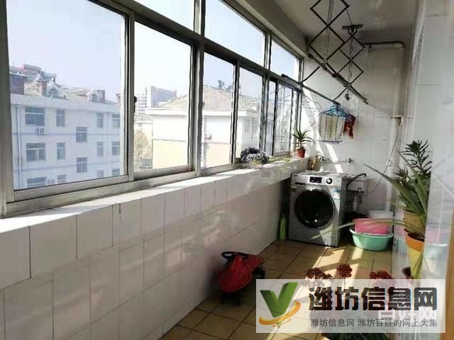 錦繡小學近低首付精裝大3室朝陽客廳帶窗,品質小區(qū)急