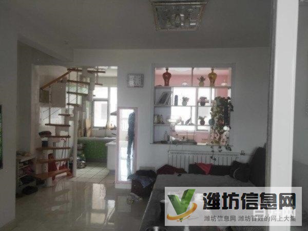 文昌學(xué)校近總部基地 環(huán)宇五金 精裝三室 送閣樓 有