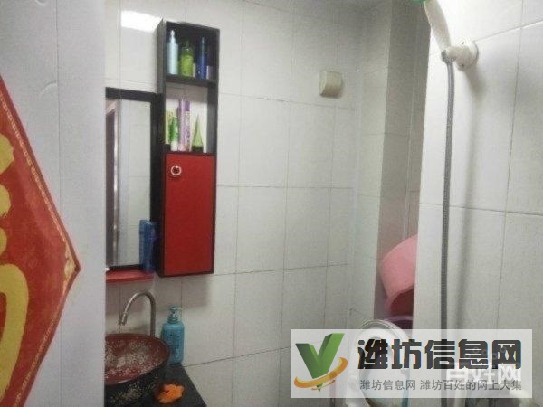 文昌學(xué)校近總部基地 環(huán)宇五金 精裝三室 送閣樓 有