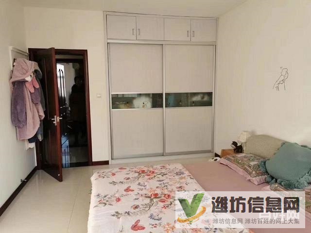 美林花園精裝婚房184平3室?guī)^(qū)大的向陽(yáng)車(chē)庫(kù)43