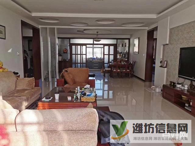 美林花園精裝婚房184平3室?guī)^(qū)大的向陽(yáng)車(chē)庫(kù)43