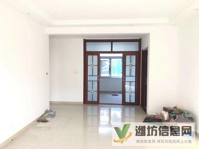 新出中南世紀(jì)星城一樓帶院 精裝142平三室 帶車(chē)位