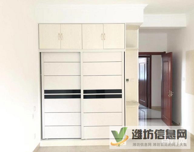 新出中南世紀(jì)星城一樓帶院 精裝142平三室 帶車(chē)位