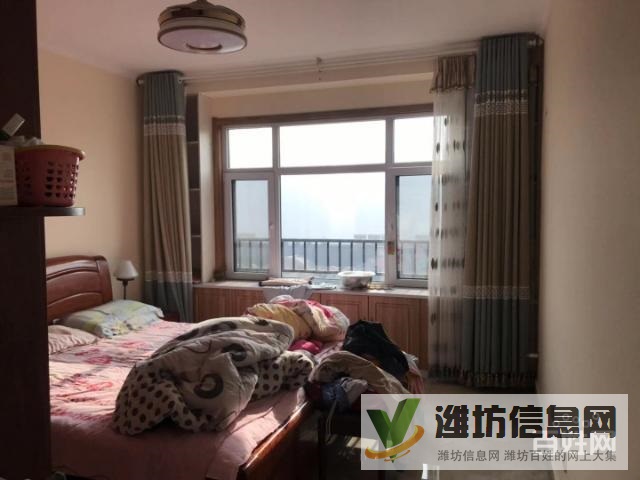 凡爾賽花園好樓層140.8平精裝修送車位儲(chǔ)藏室