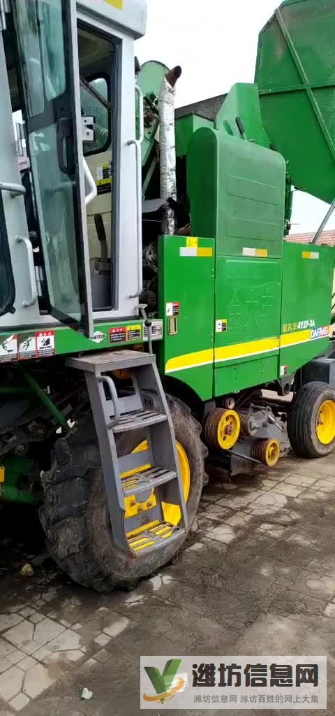 轉讓17年三行玉米收割機