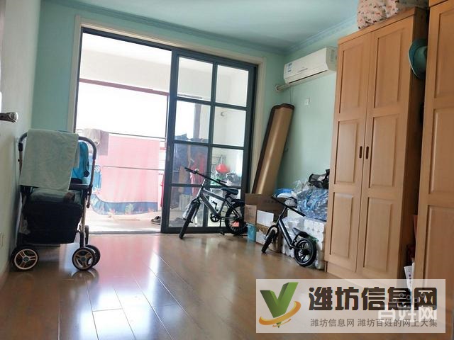 建橋?qū)W校一路之隔 大三室 133平精裝 僅售72.6火急急新惠