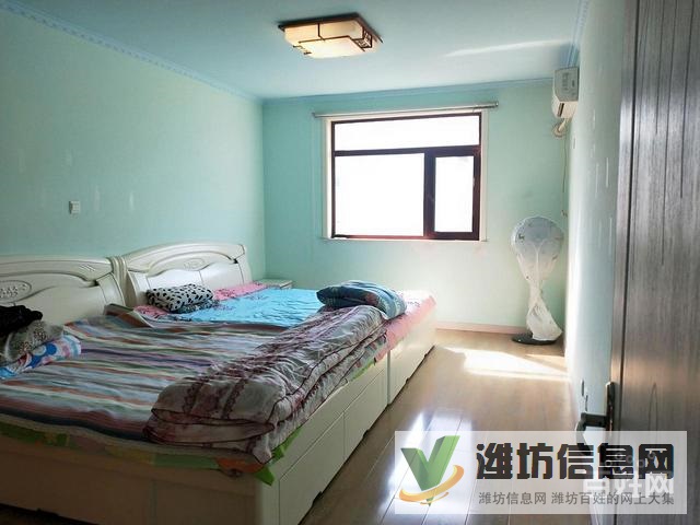 建橋?qū)W校一路之隔 大三室 133平精裝 僅售72.6火急急新惠