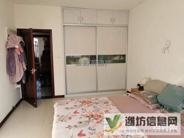 《美林花園》多層4樓183平米精裝三室有車庫(kù)