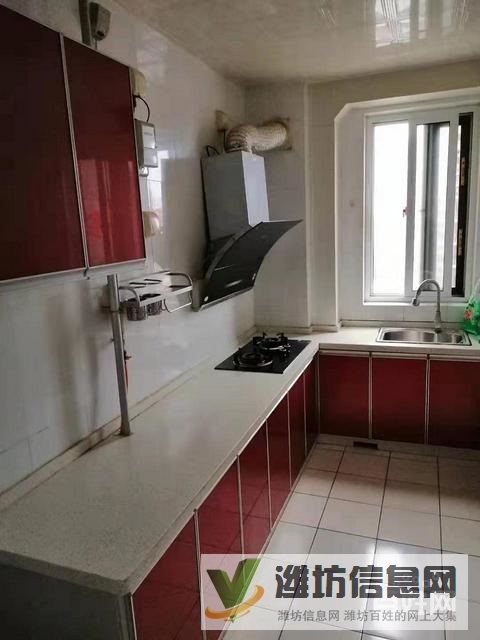 大華中央城豪華裝修3室帶地下大車庫家具家電齊全三塊空調