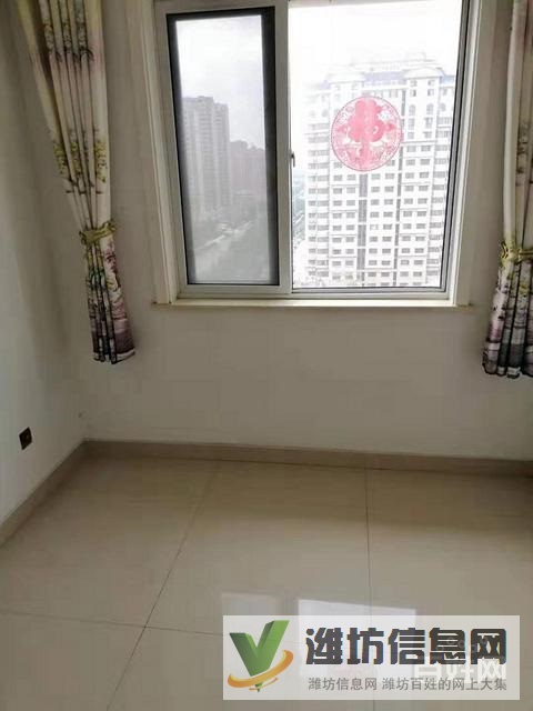 大華中央城豪華裝修3室帶地下大車庫家具家電齊全三塊空調