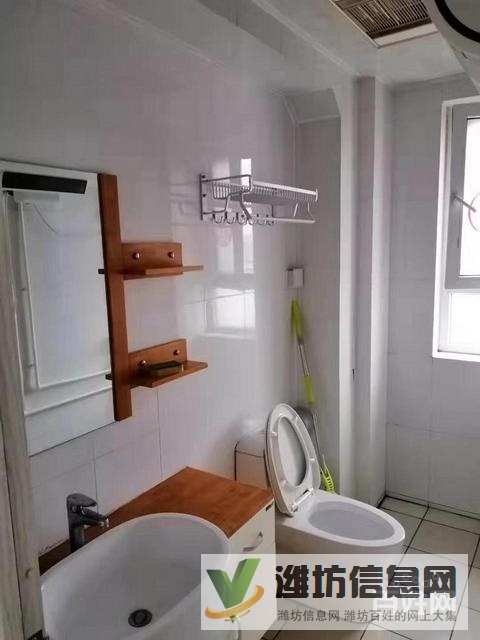 大華中央城豪華裝修3室帶地下大車庫家具家電齊全三塊空調