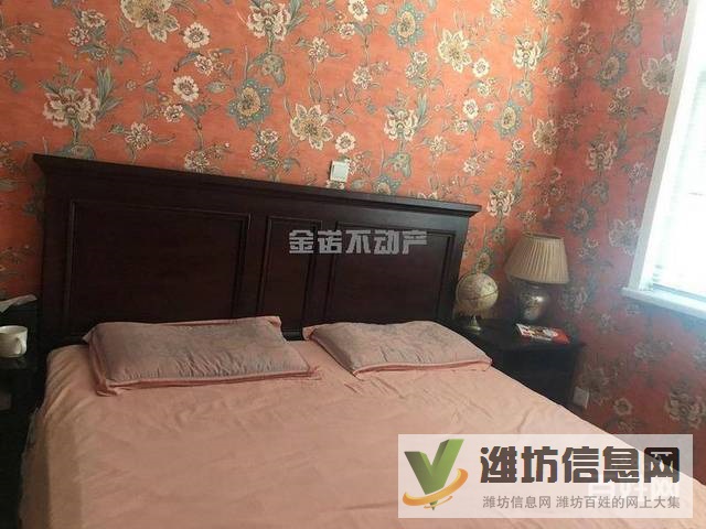 《萬興苑》多層5樓141平米精裝三室有車庫火急