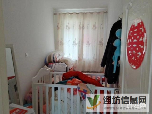 建橋?qū)W校旁港苑新空間100.6平三室?guī)к囄粌Σ厥?