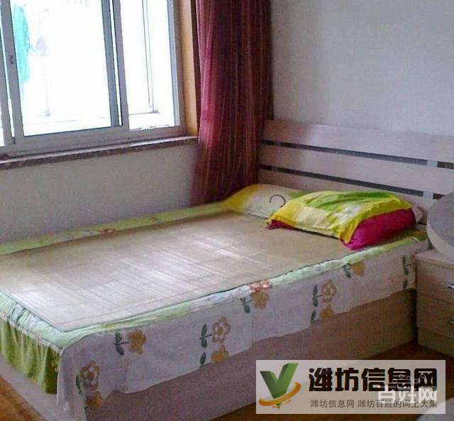 白浪河畔桐蔭小區單位房多層一樓101平精裝3室