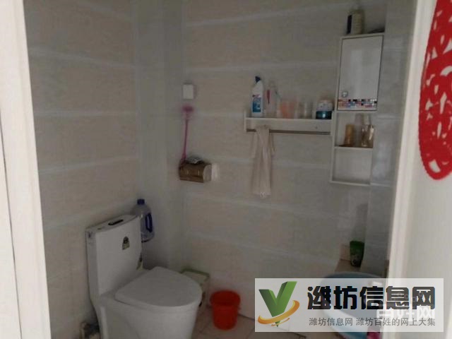 建橋?qū)W校旁港苑新空間100.6平三室?guī)к囄粌Σ厥?