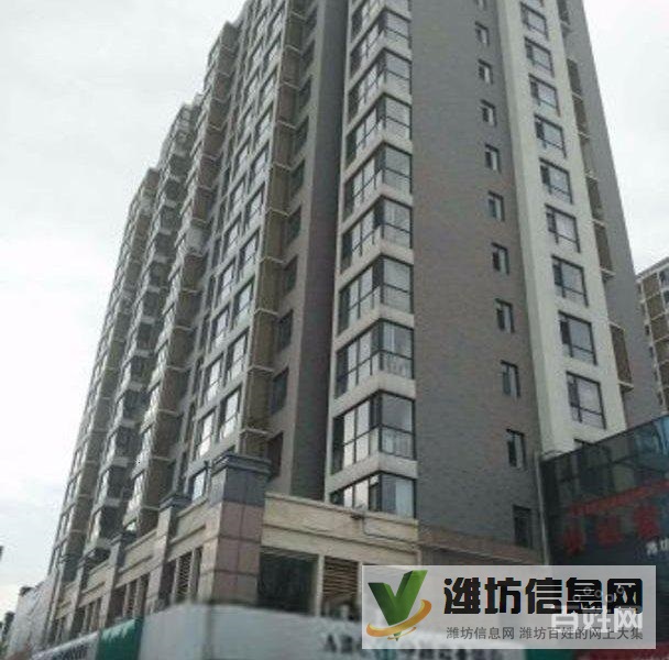 十里春風(fēng)近大成優(yōu)盤82平精裝無稅送地下室南北通透僅售53萬