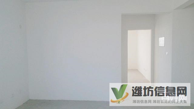 高鐵北站近。濰坊銀行宿舍樓金鼎大廈。單位房好樓層東