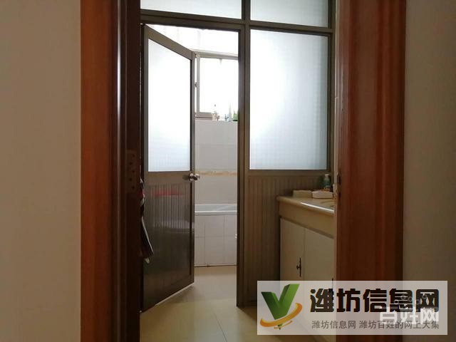 朝陽小區 單位房138平 送車庫 報價69.8萬