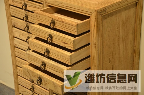 定做老榆木家具桌椅凳床沙發(fā)和各種牌匾及音箱