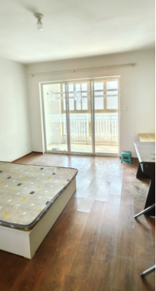 單間出租,價(jià)格優(yōu)惠